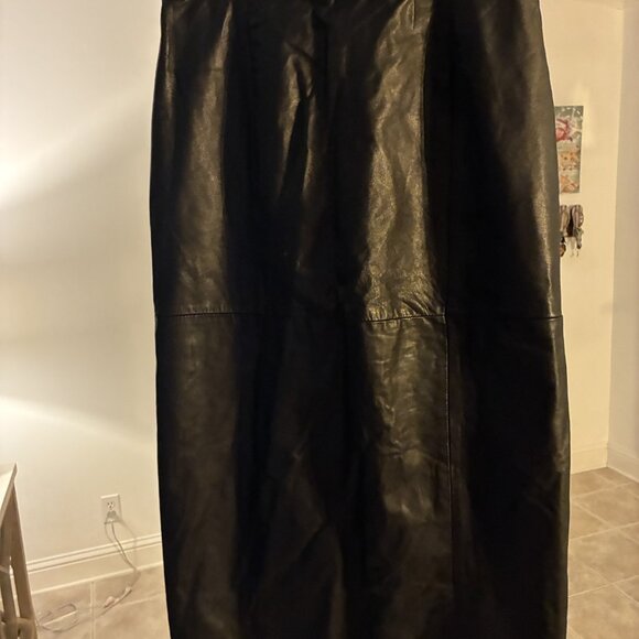 Marvin Richards Ltd Black leather Midi skirt- size 9/10- Genuine leather. - Picture 4 of 4